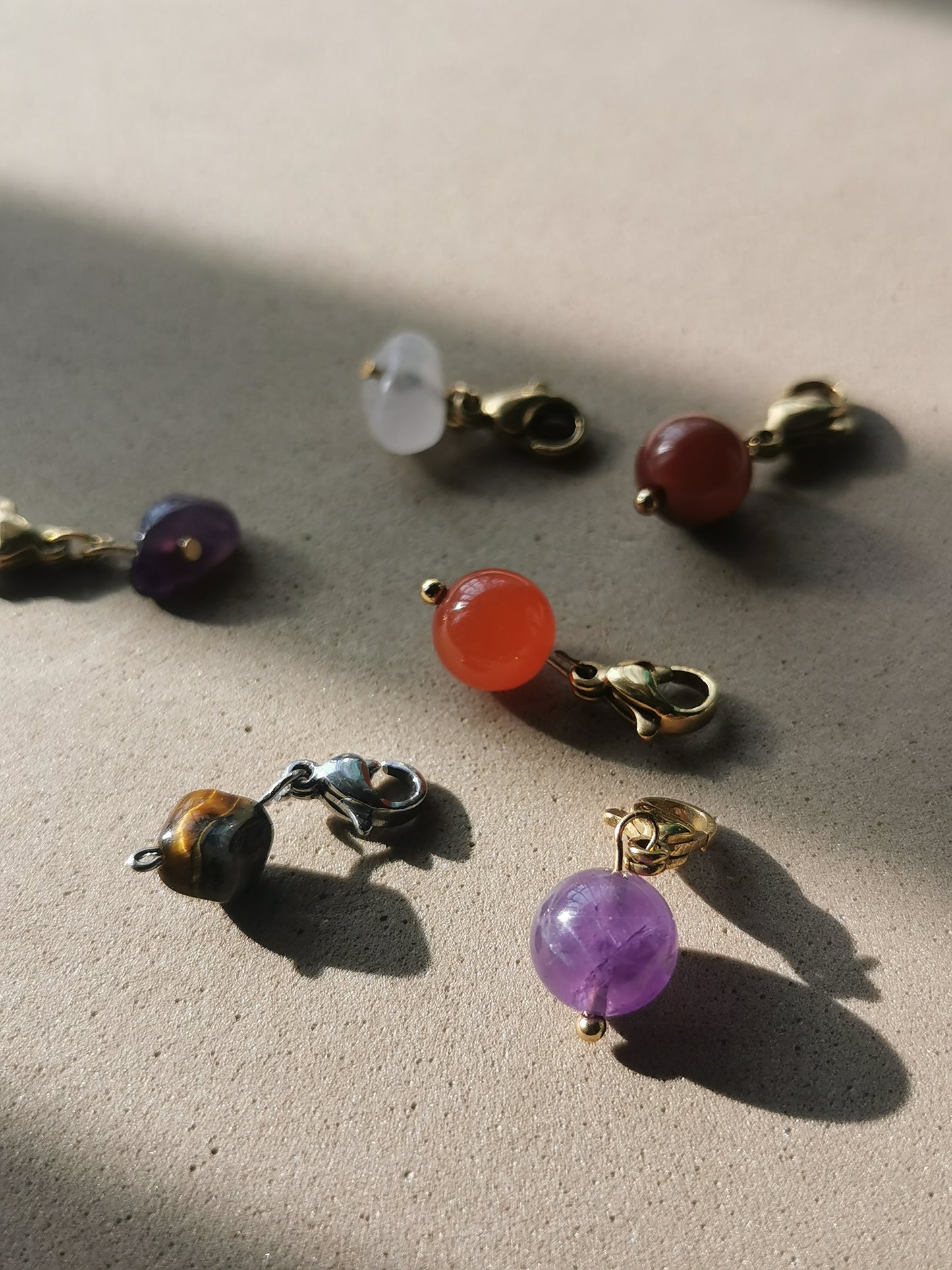 Charm in pietra naturale