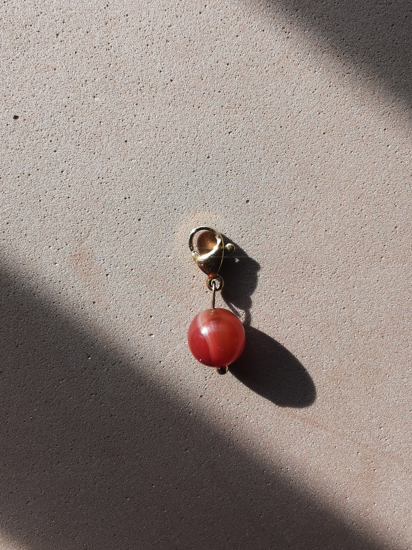Charm in pietra naturale