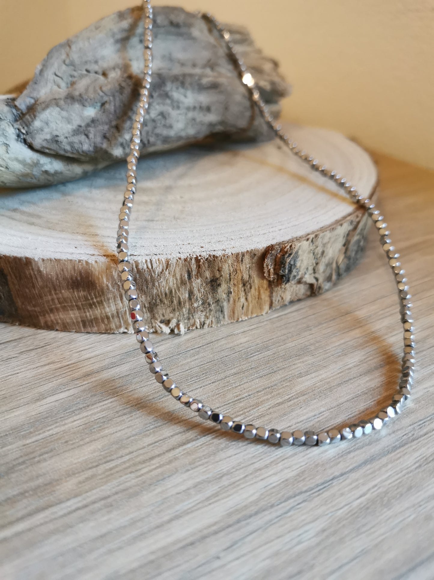 Collana Granelli Ematite
